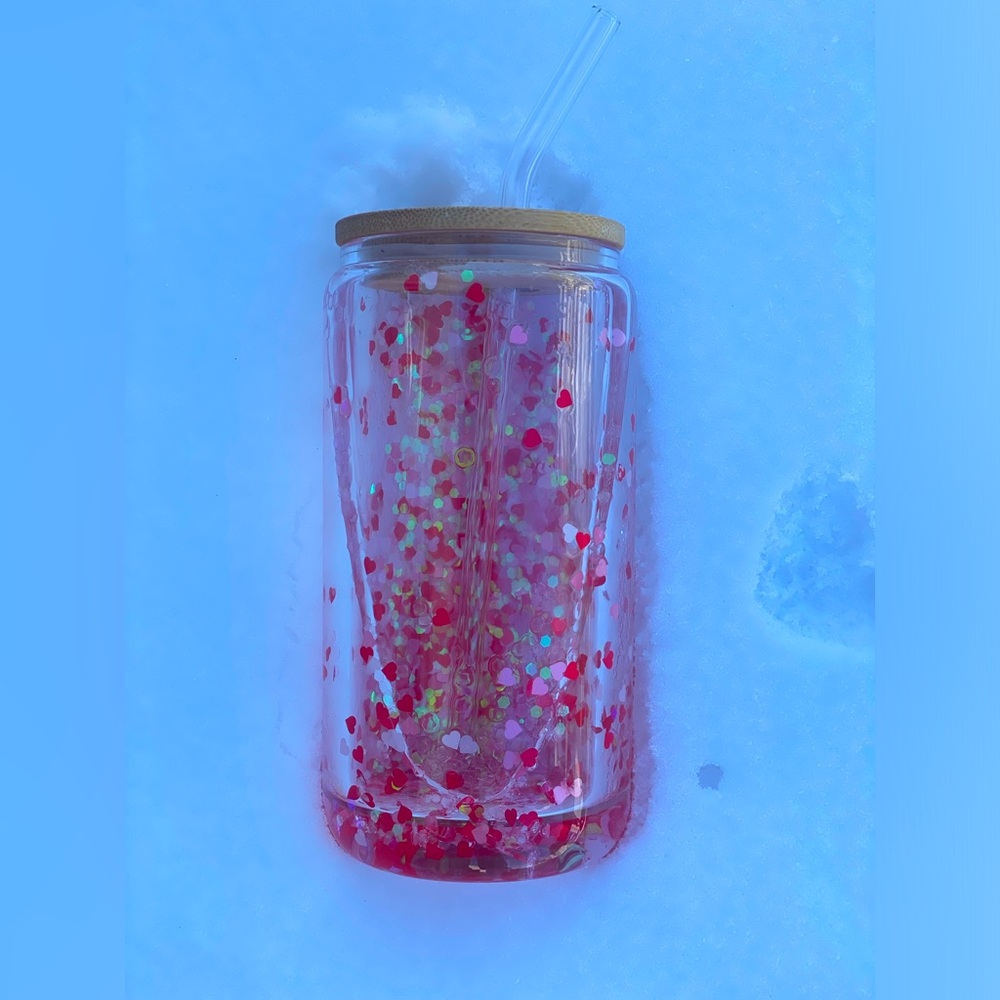 12oz glass heart snowglobe tumbler